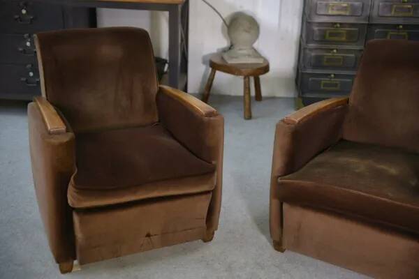 Pair of Art Deco velvet club chairs in the style of Jules Leleu, 1930s