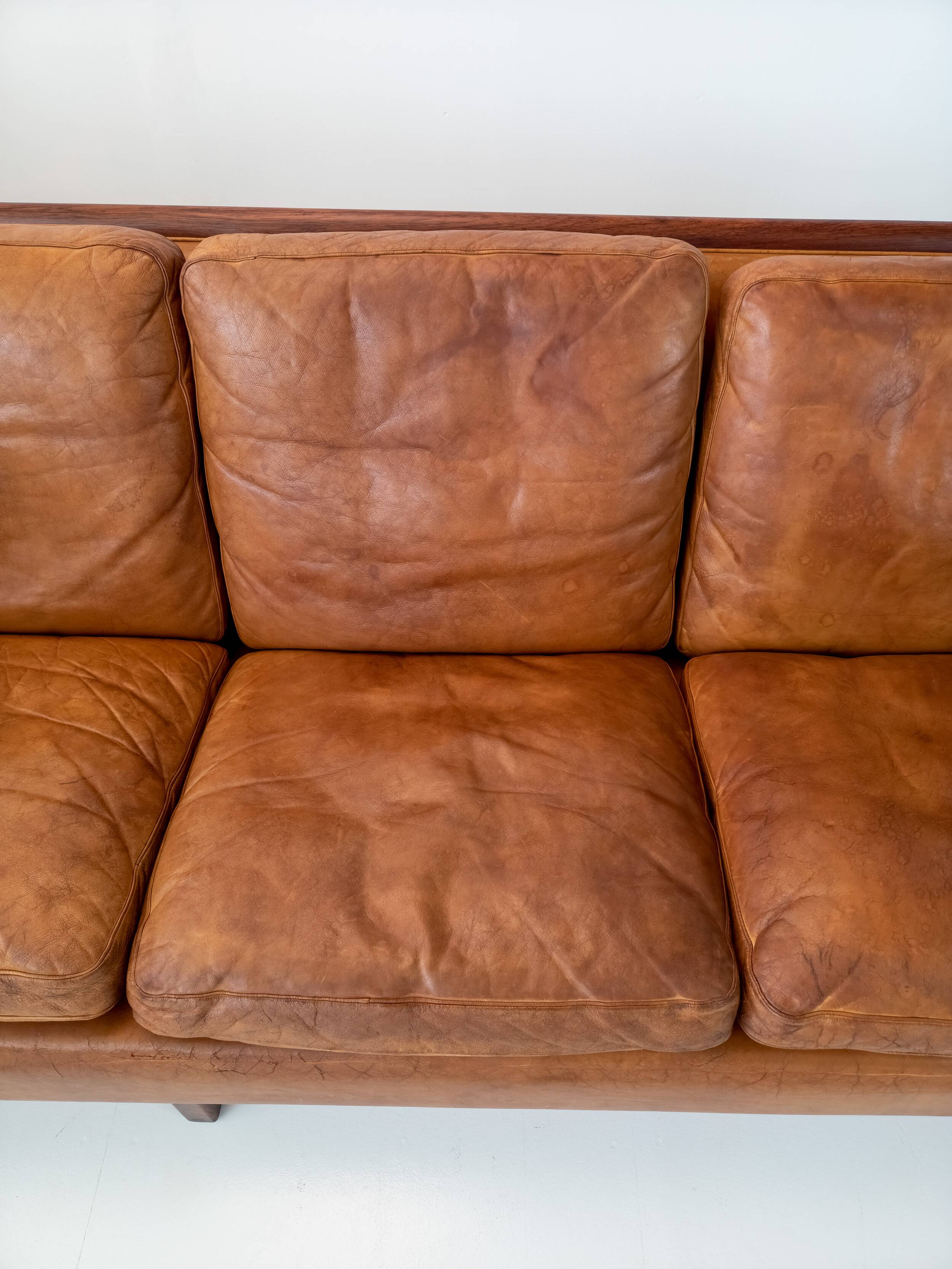Tørbjørn Afdal – “Minerva” 4-seater sofa – Bruksbo, Norway, ca. 1960