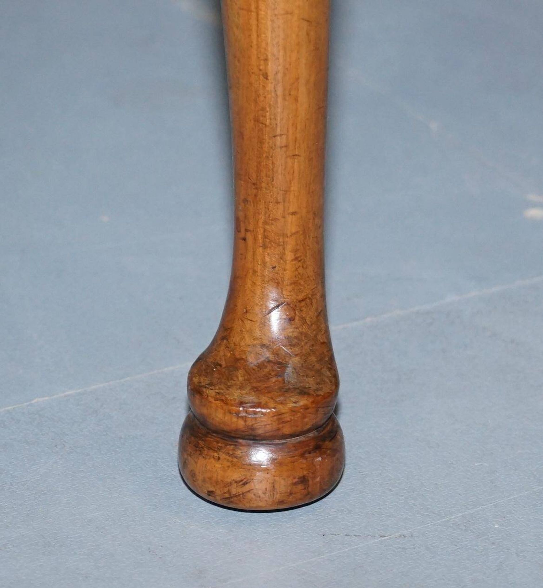 Victorian Howard & Son walnut office chair with stamp.