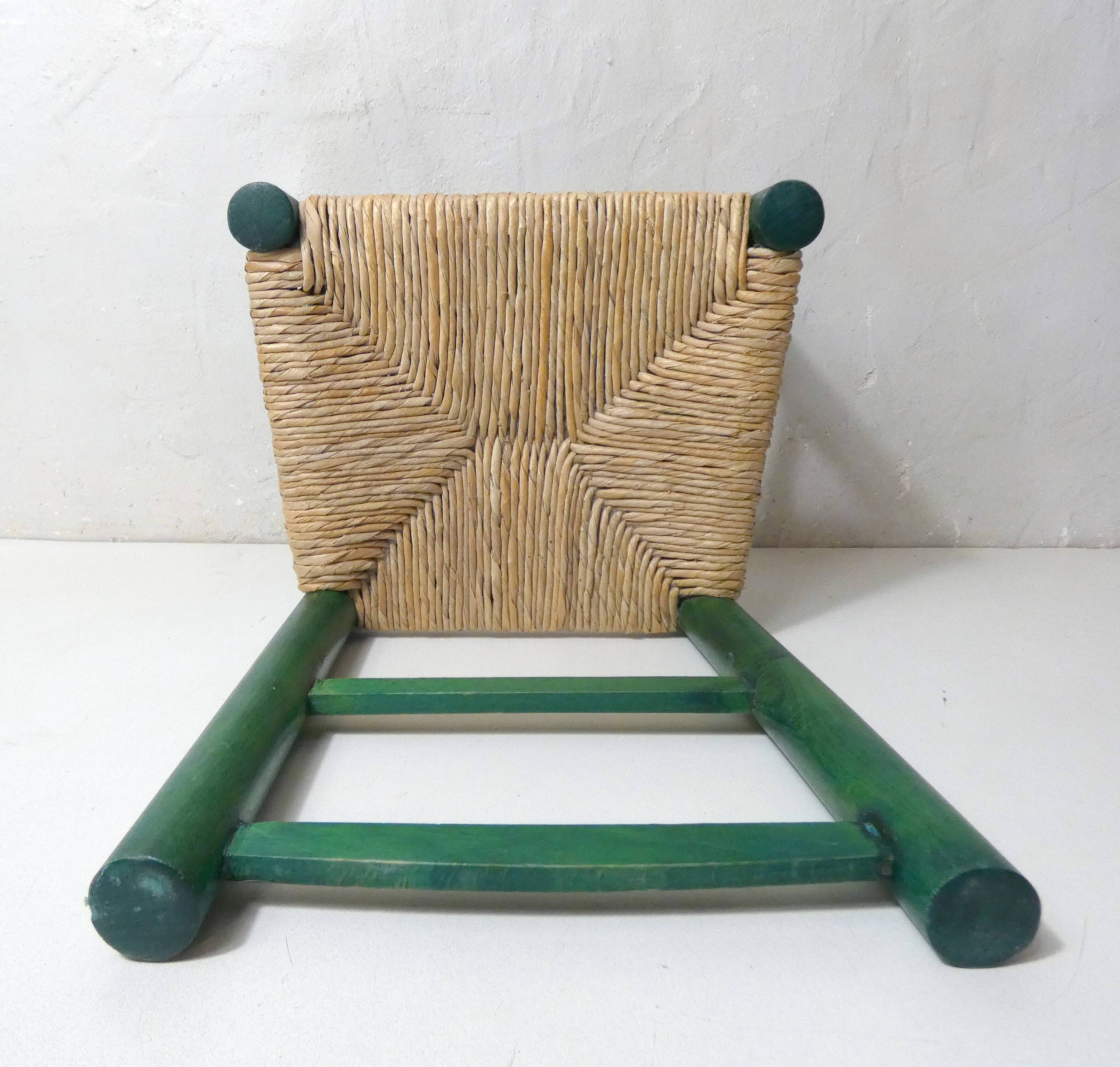 Ancienne chaise paillée en bois pour enfant Vintage