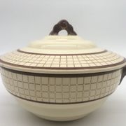 Earthenware tureen "Longchamp – France", Colmar model
