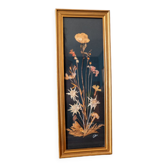 Tableau de fleurs séchées signé