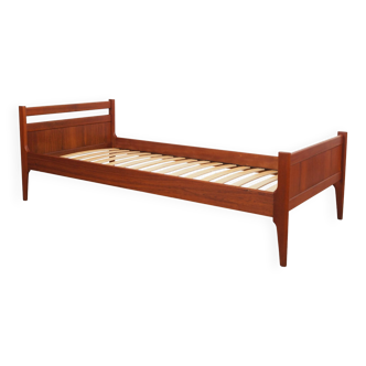 Teak bed, Danish design, 1970s, production: Denmark