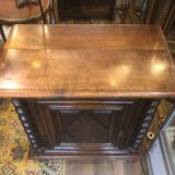 Superb walnut confectioner of the Louis XIII period Mid-XVII