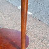Pedestal table