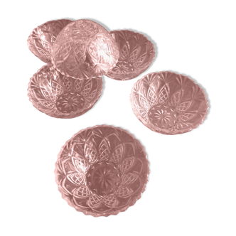 6 pink cups