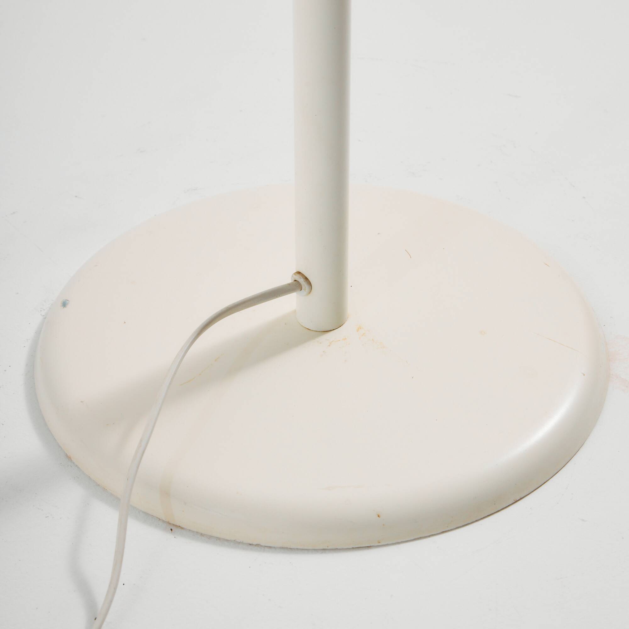 MK9970 Luna aluminium floor lamp by Design Light A/S