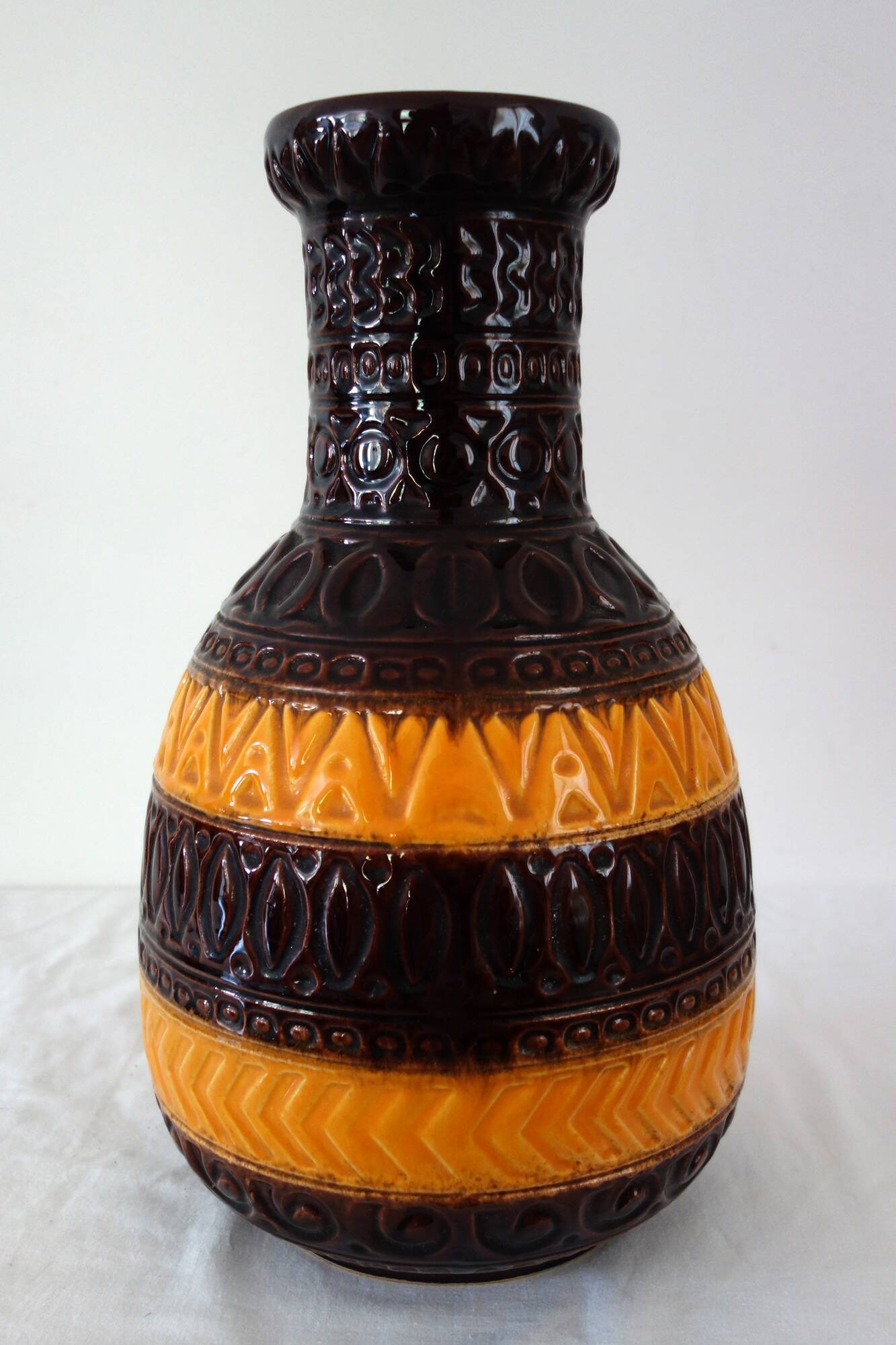 Vintage floor vase Alger decor Bay manufacture, Germany 1960