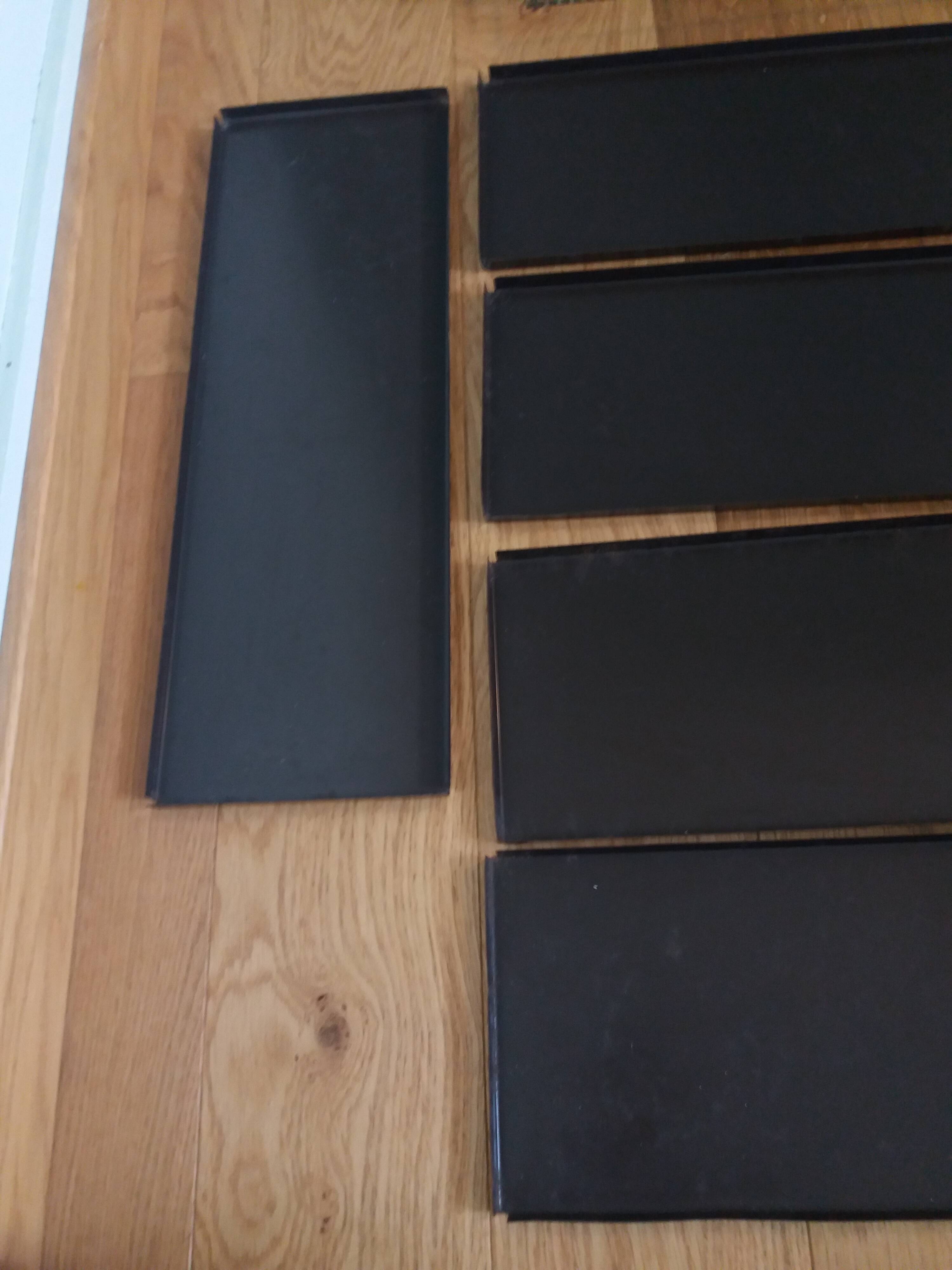 String twisted metal wall shelves