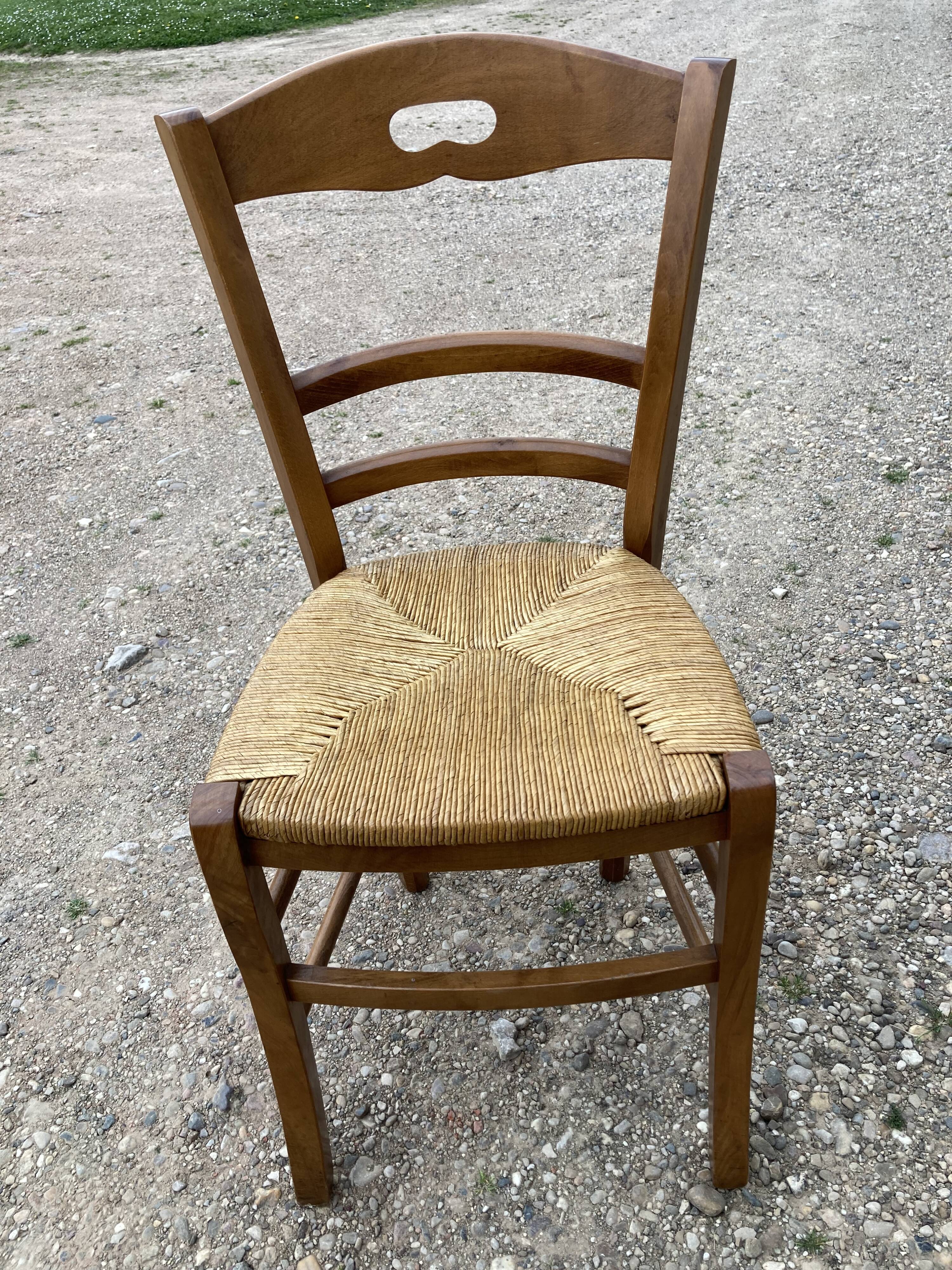 4 chairs mulched in ash