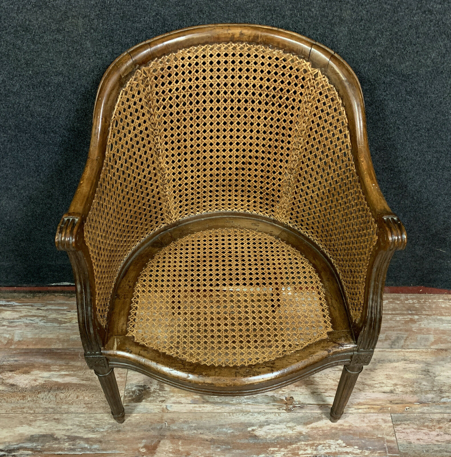 Louis XVI-era office chair in natural wood and 6-strand canning