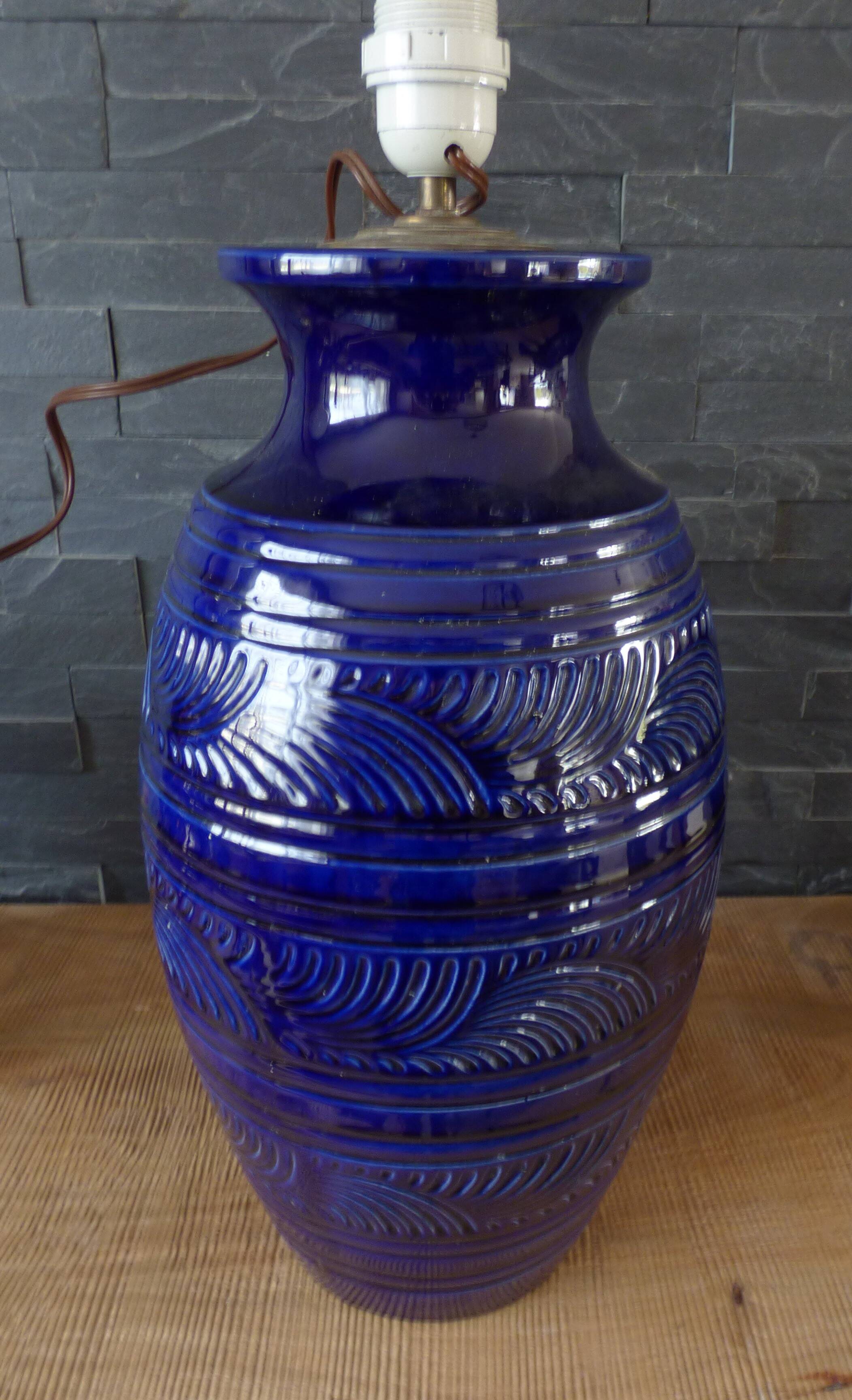 Large blue earthenware lamp base signed ST Clément France Plume 815-2 – Excellent condition