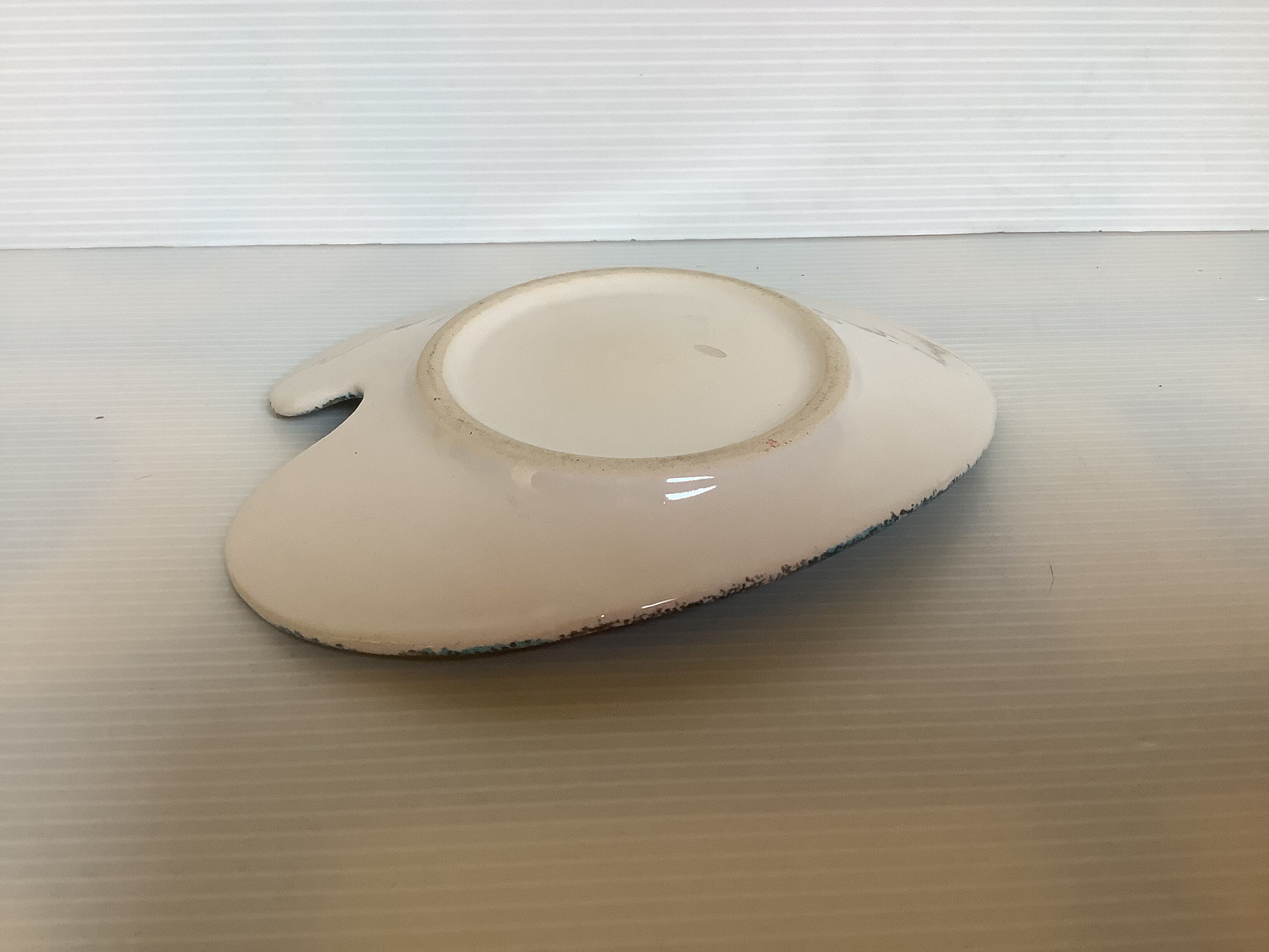 Empty pocket painter's palette geometric patterns