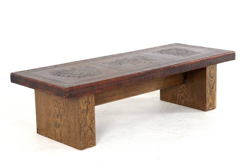 Table basse par Angel Pazmino pour Muebles de Estilo