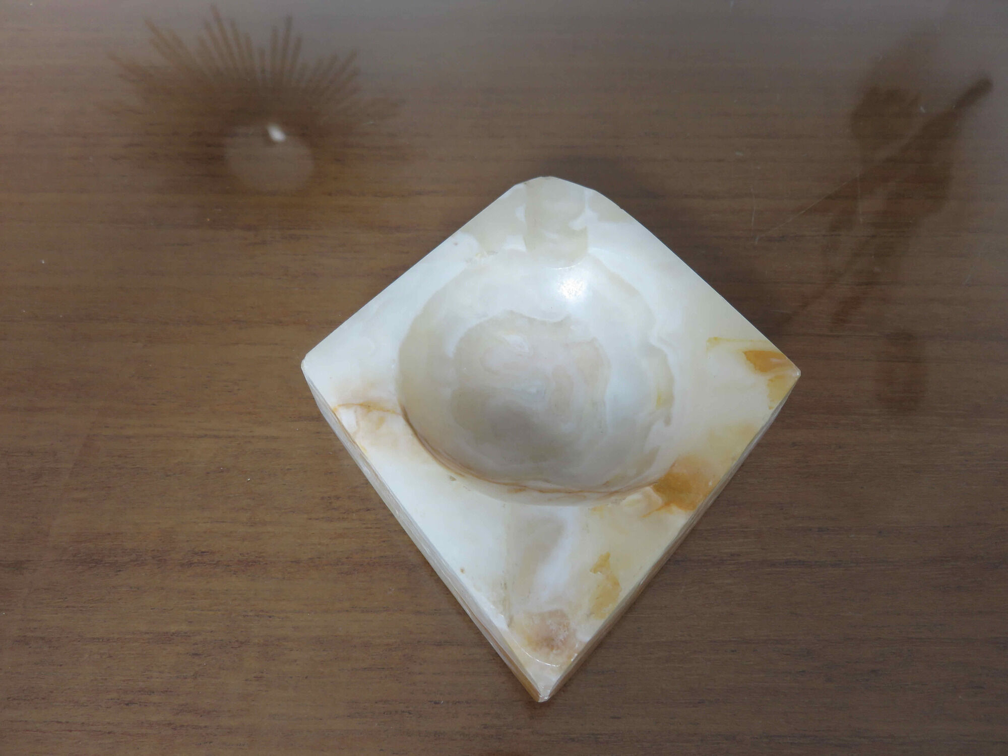Series of 4 ashtrays "card game" in alabaster 60s 70s