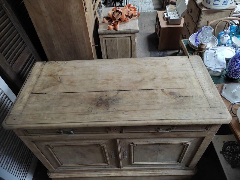 Solid wood sideboard cabinet triple drawer door Aero-gummed dpc 1022200