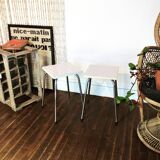 Paire de tabourets en formica