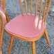 Set de 5 chaises vintage de bistrot en hêtre galette skaï rouge des années 50