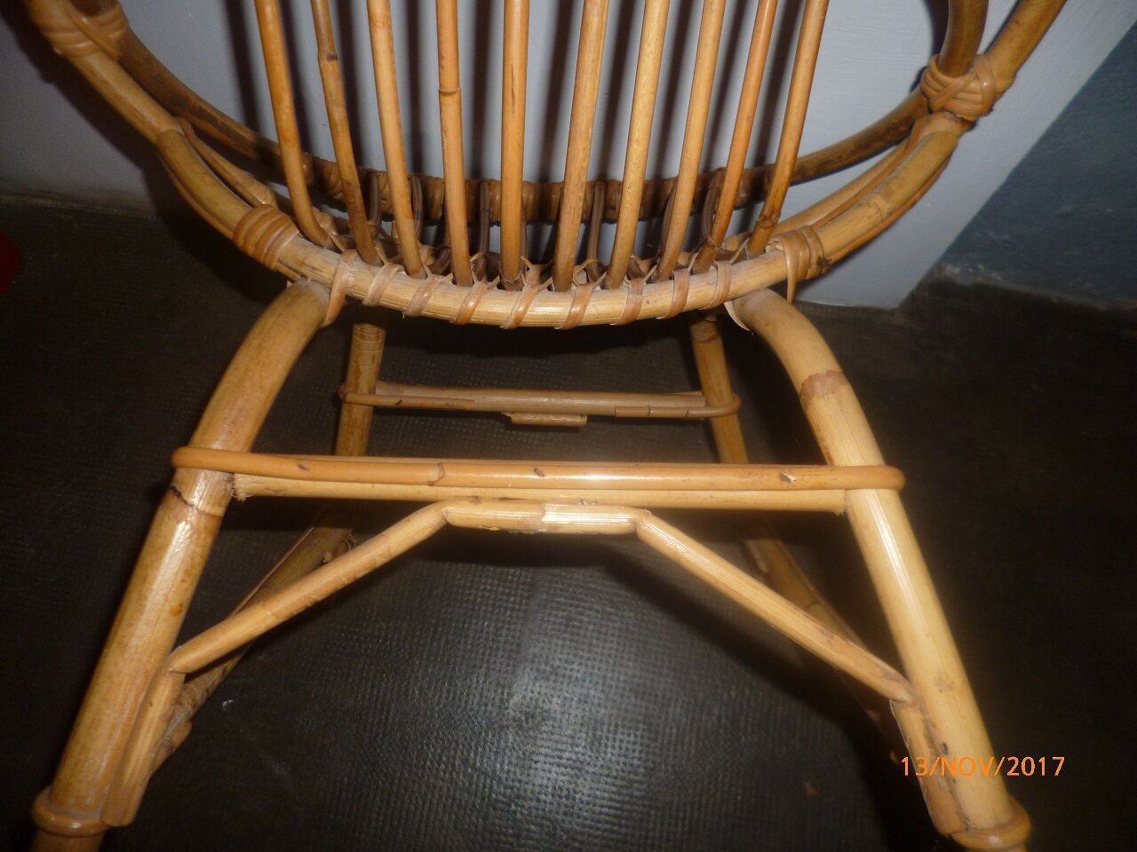 Fauteuil enfant en rotin 1960 coquille