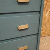 Vintage chest of drawers