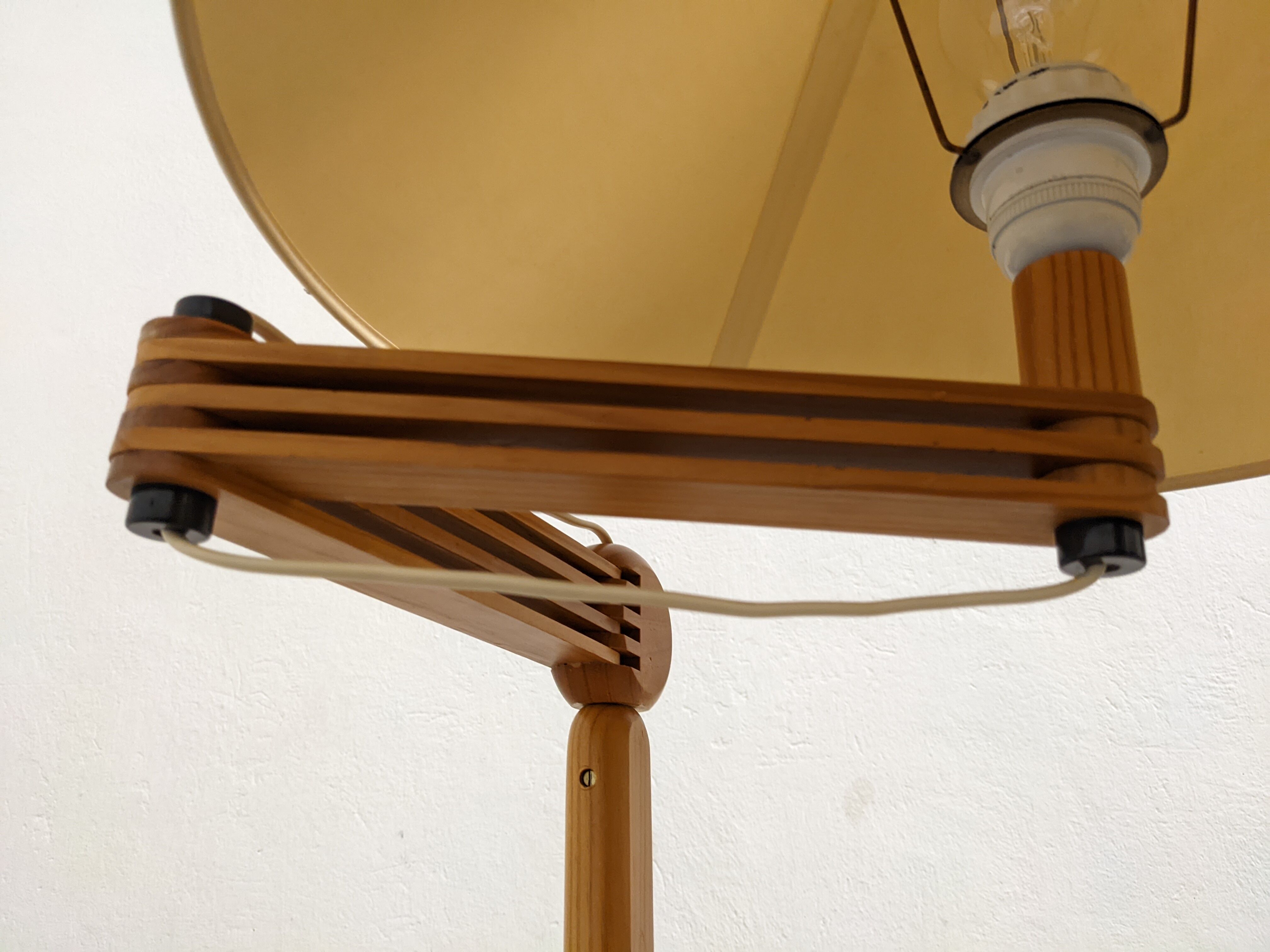 Scandinavian articulated pitchpin lamp from the 70s/80s