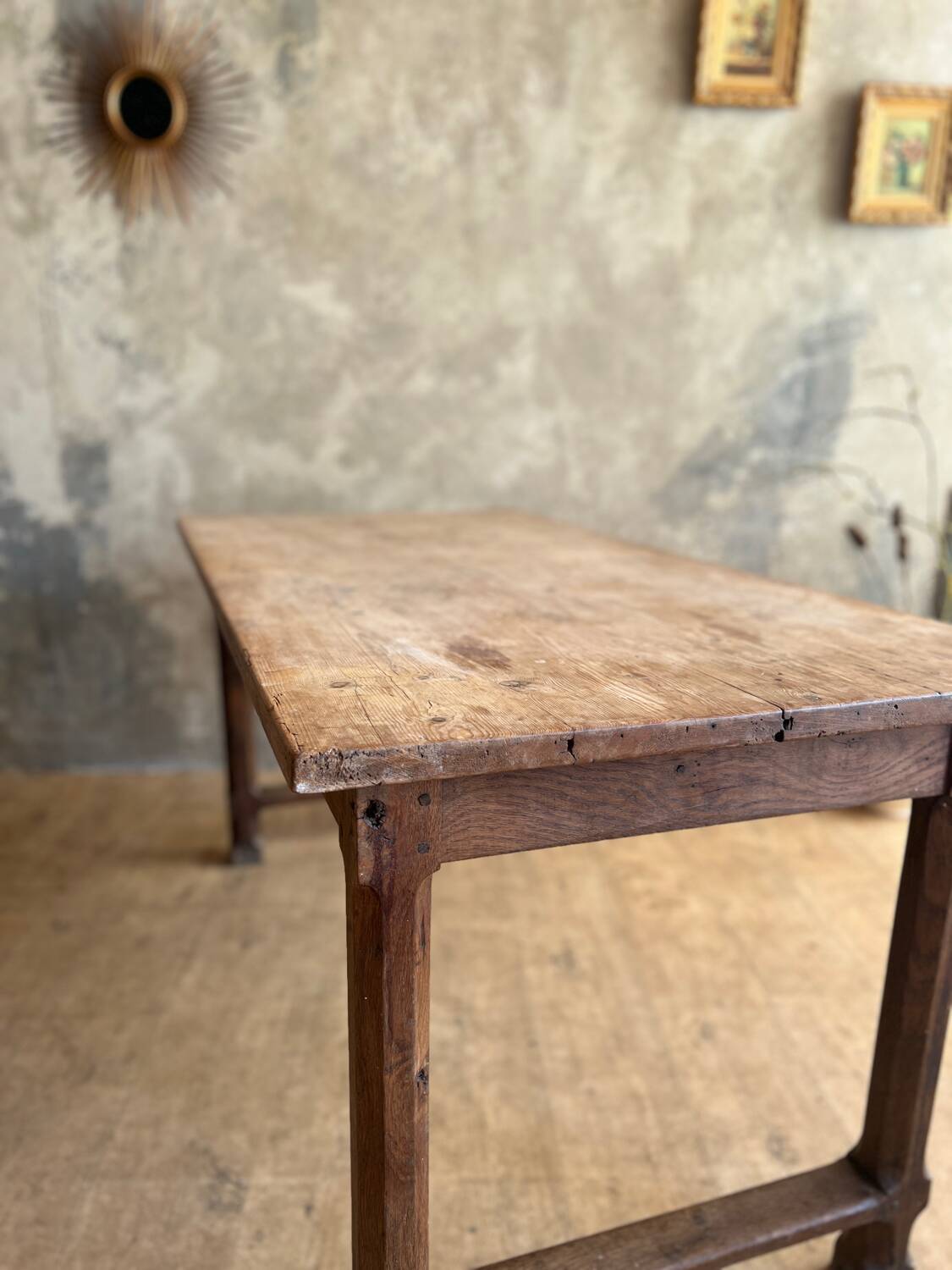 Farmhouse table