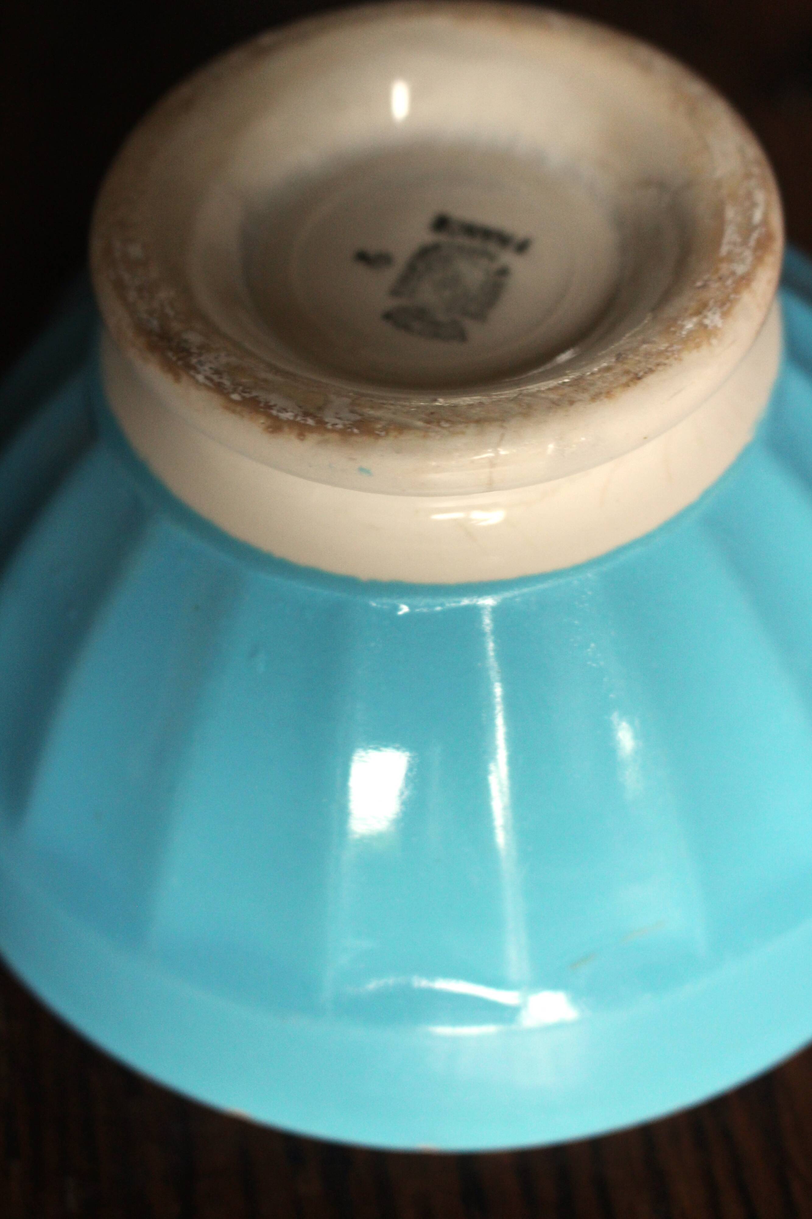 Vintage Digoin Sarreguemines blue ribbed earthenware bowl on foot