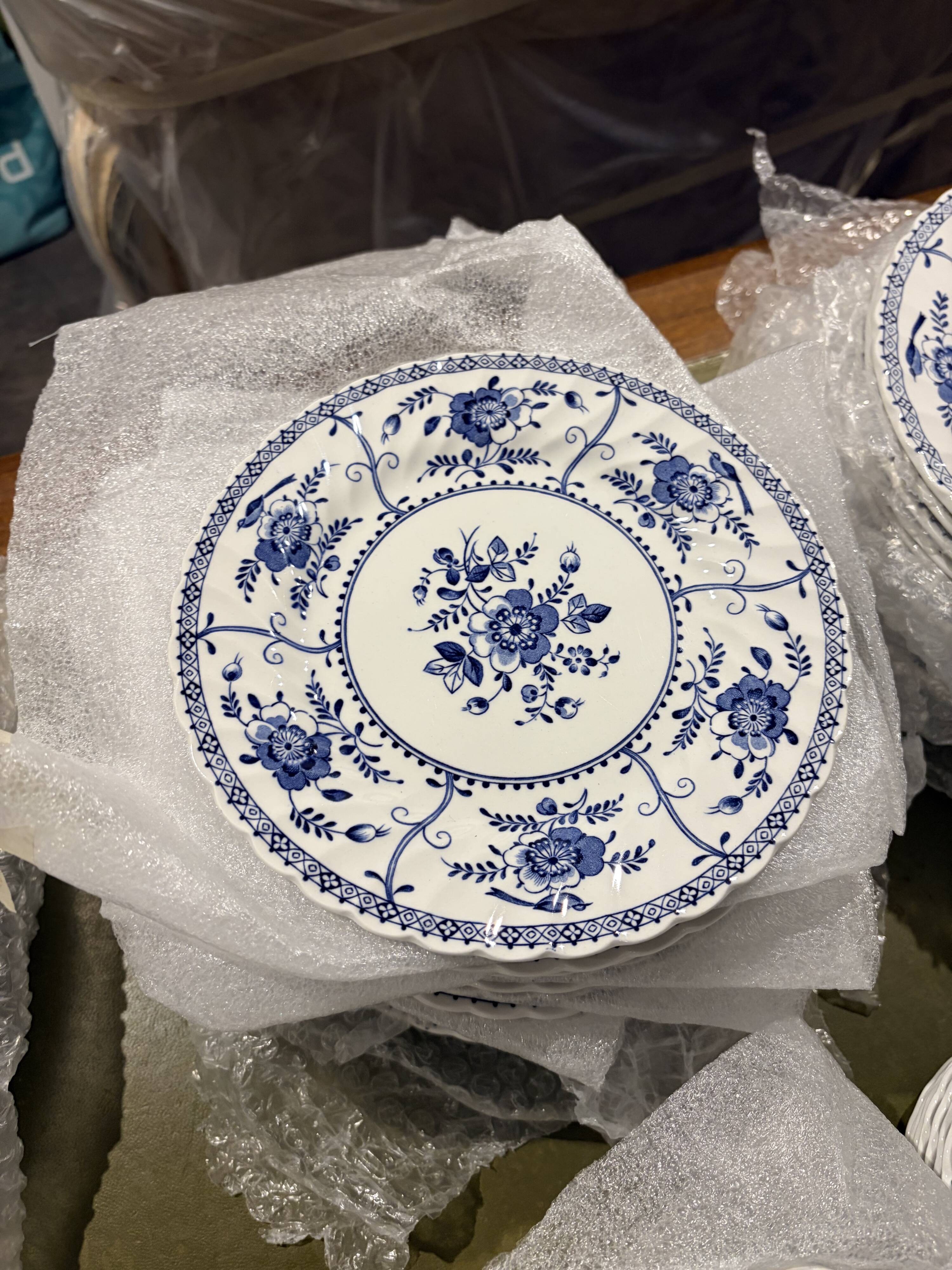 English ironstone tableware - Johnson Brothers - Indies