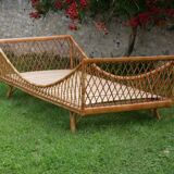 Rattan bed