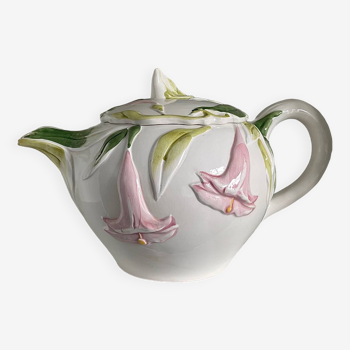 Stella porcelain teapot