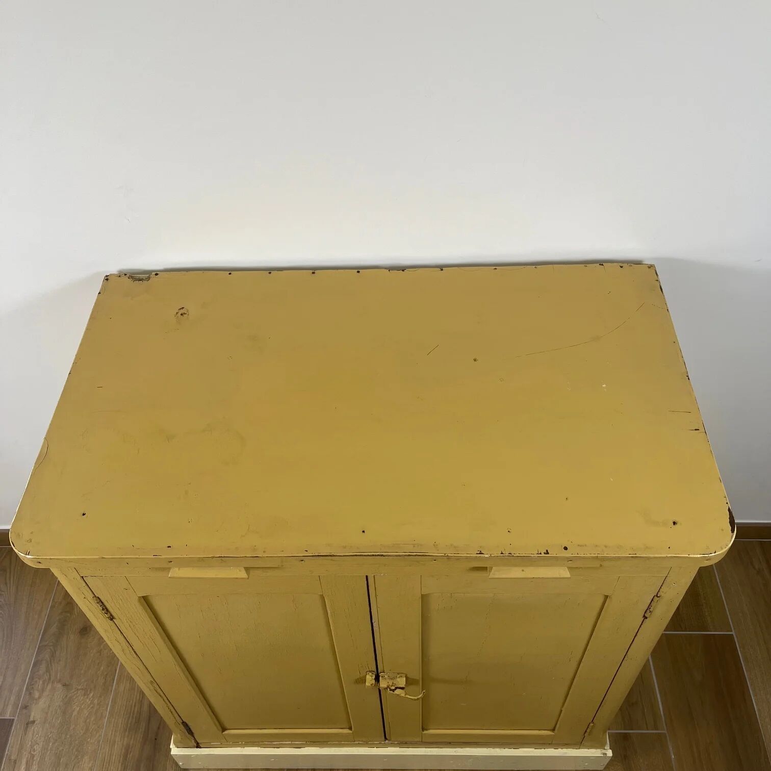 Antique butter yellow kitchen sideboard, late 19th - early 20th century.