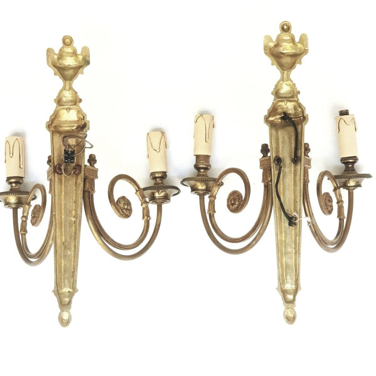 Pair of bronze wall sconces in Louis XVI style