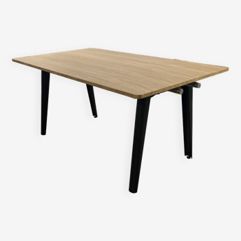 New Modern Wooden Dining Table - TipToe