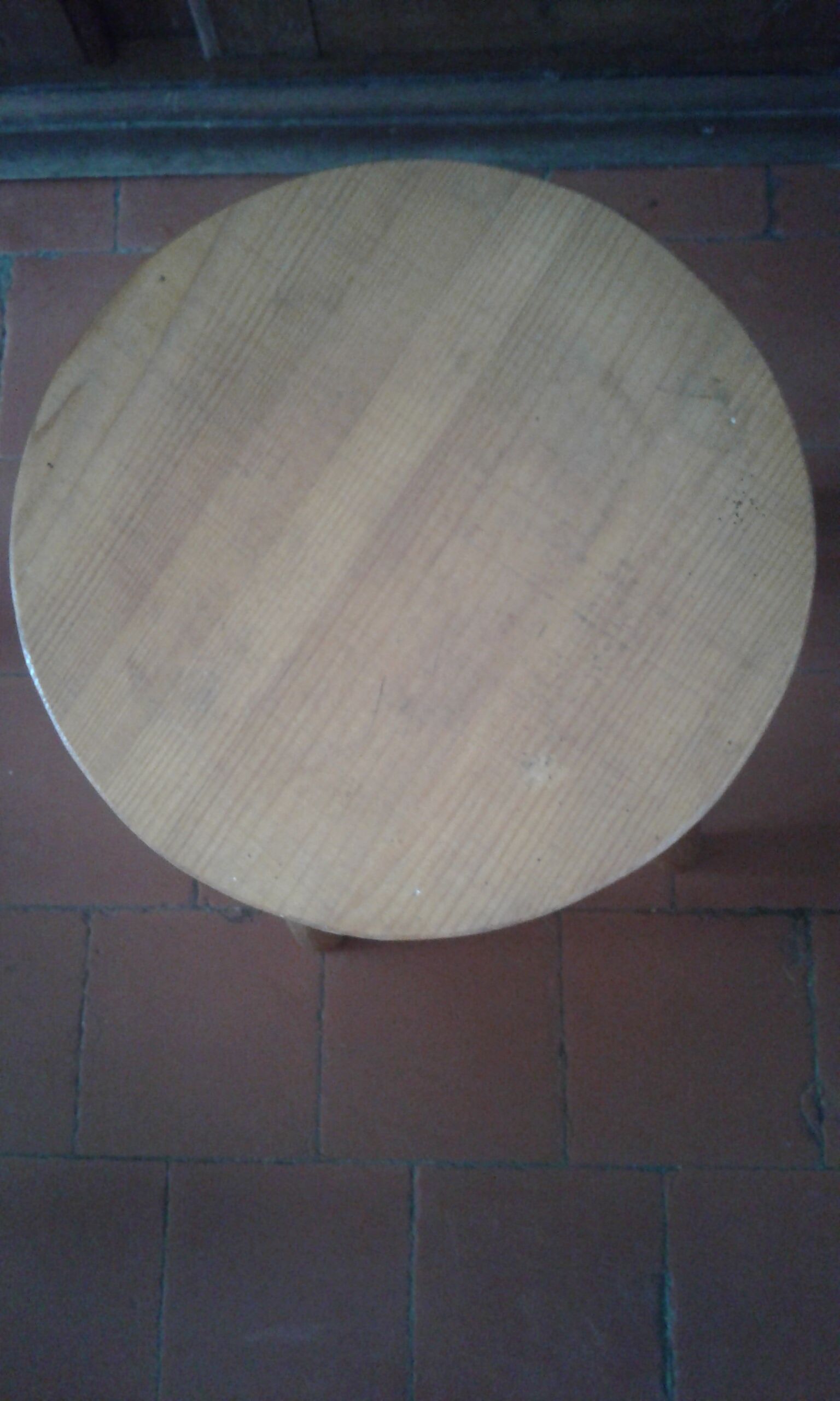 Pine wood stool