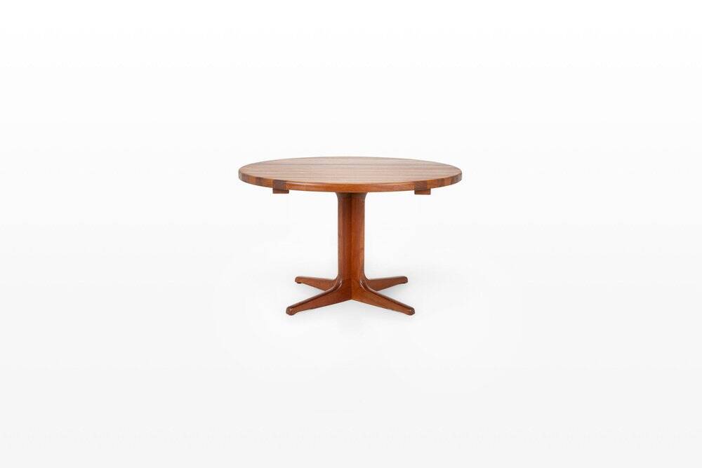 Extendable dining table by Glostrup Møbelfabrik in teak, 1960s