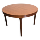 Scandinavian round extendable teak table, 60s-70s