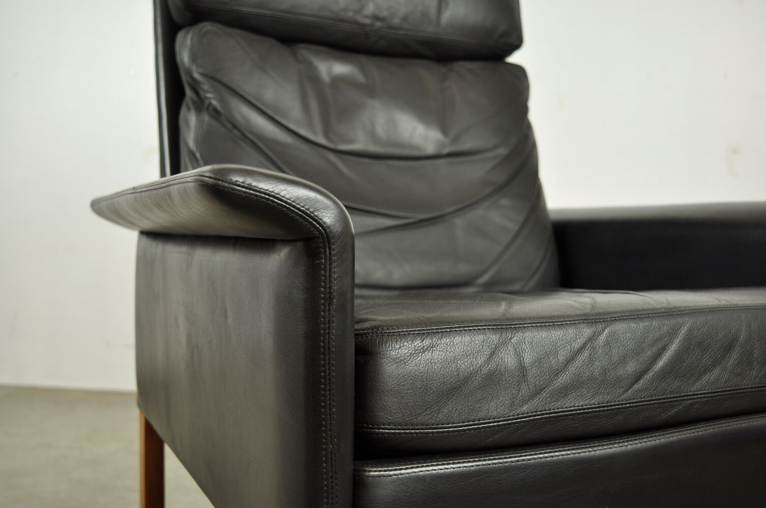 Leather armchair, high model d500 by Hans Olsen for CS Møbler Glostrup Denmark 1960s