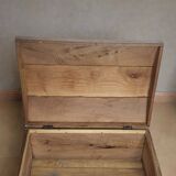 Wooden storage chest/trunk