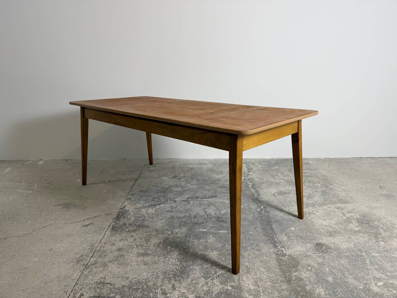 Vintage dining table – tapered legs – 1950s-1960s