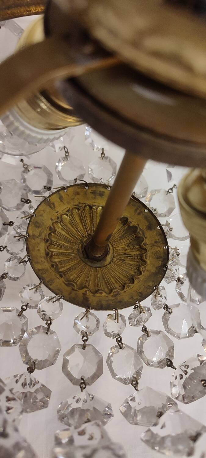 Plafonnier en cristal et laiton. Espagne, années 1950.