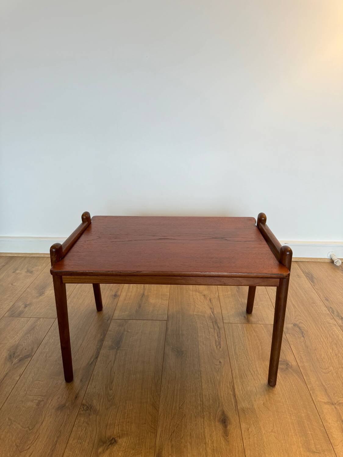 Table d'appoint vintage années 1960 en teck
