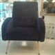 Paire de fauteuils des années 1950 en velours bleu