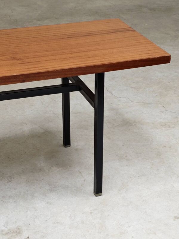 Table basse en métal et bois, ex Tchécoslovaquie 1970