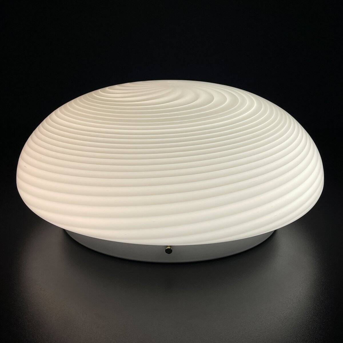 Classic Murano glass whirlwind lamp, ceiling or wall-mounted, Italy, 1970s.