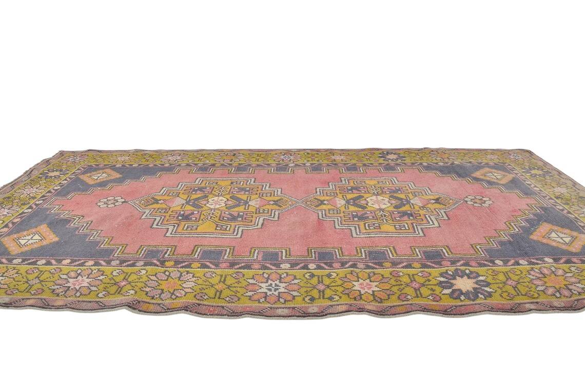 Oushak Handknooted Floral Carpet