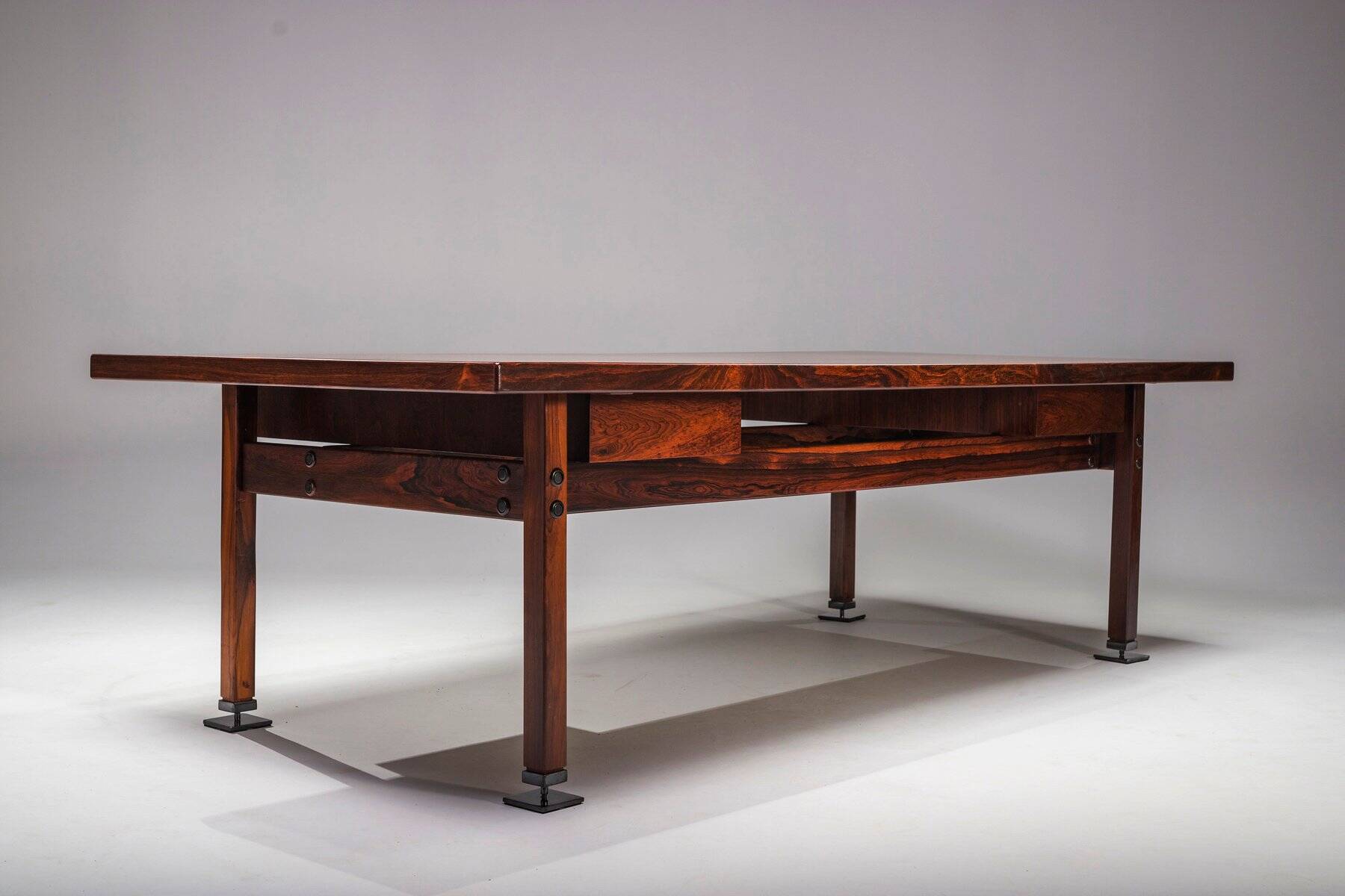 Itamaraty desk by Sergio Rodrigues for Oca, 1960s