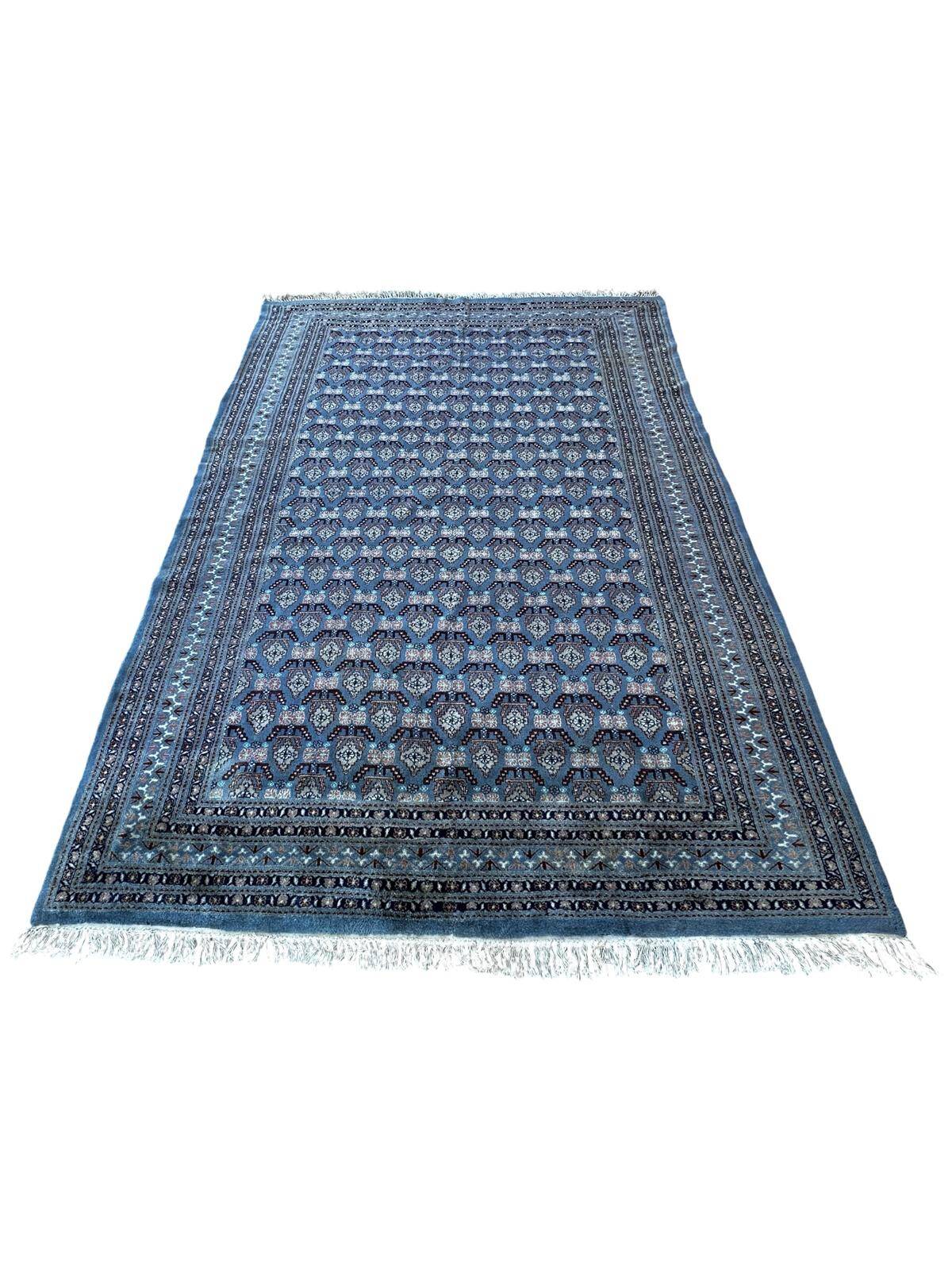 Handmade Pakistani rug 2m x 3m
