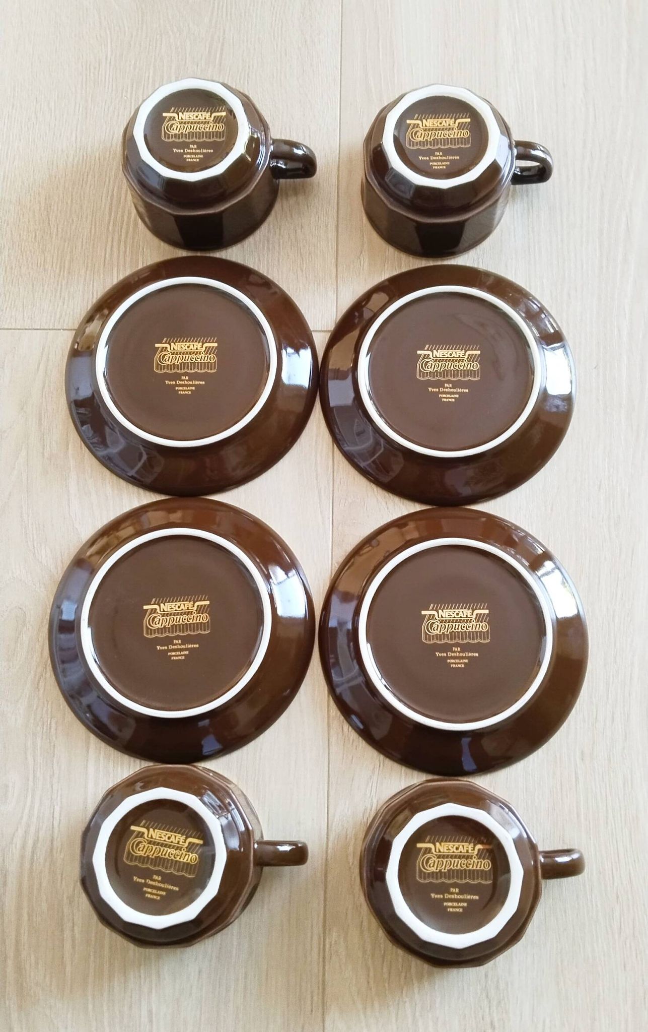 Coffee cups, Cappuccino, Yves Déshoulières, brown and gold, Nescafé