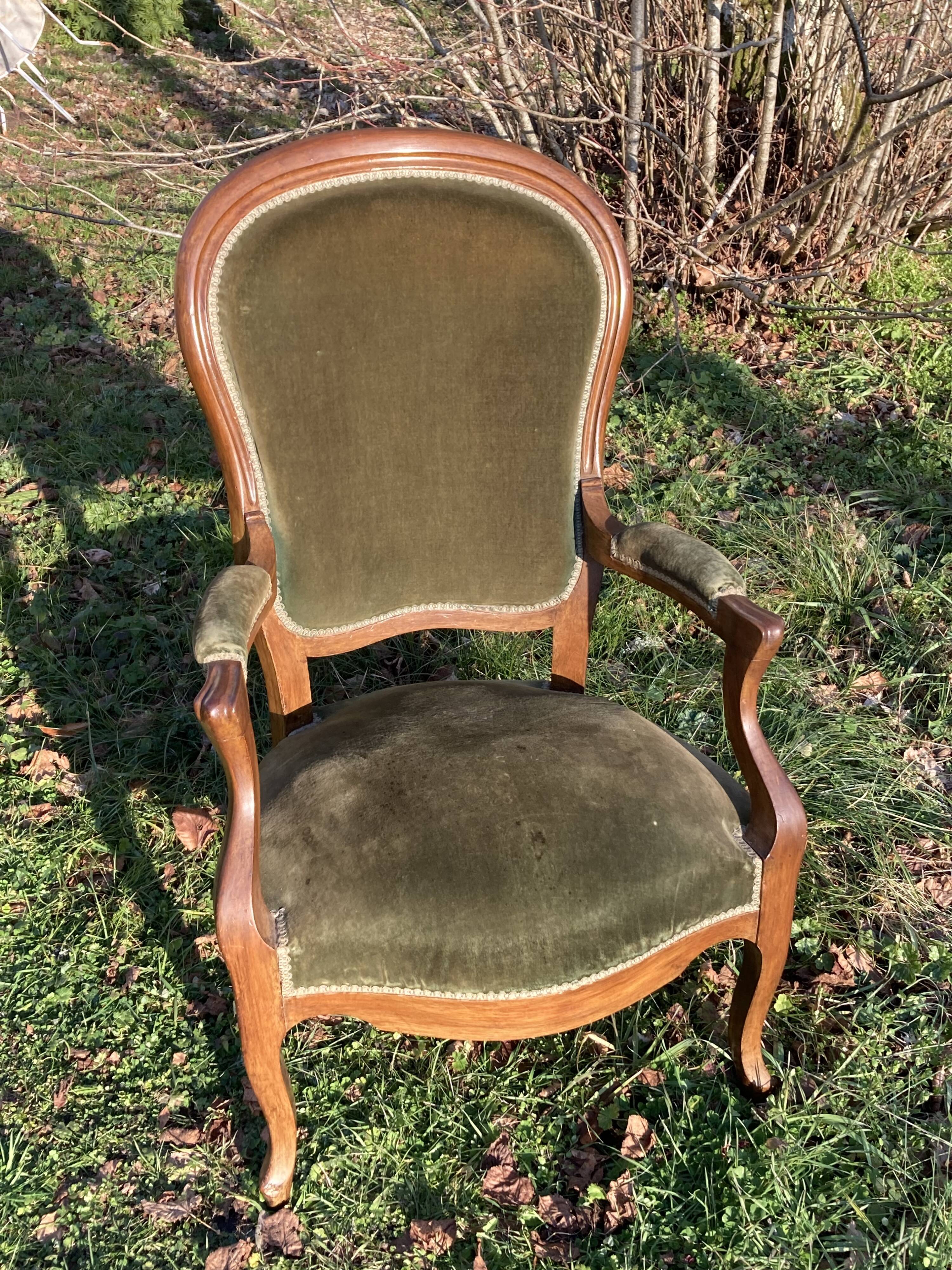 Armchair Voltaire Louis Philippe in wood green velvet XIX