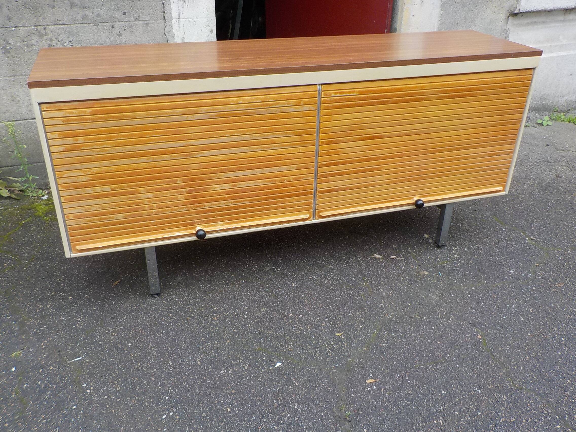 Enfilade strafor brun clair a rideaux buffet bas